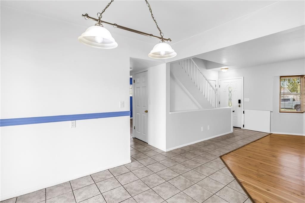 For Rent: $3,200 (4 beds, 2 baths, 1484 Square Feet)