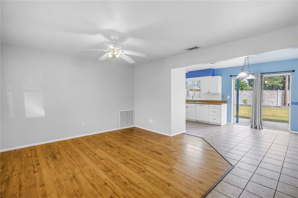 For Rent: $3,200 (4 beds, 2 baths, 1484 Square Feet)