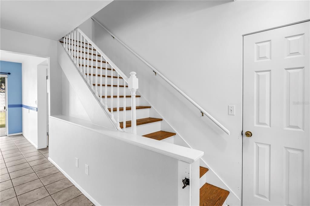 For Rent: $3,200 (4 beds, 2 baths, 1484 Square Feet)