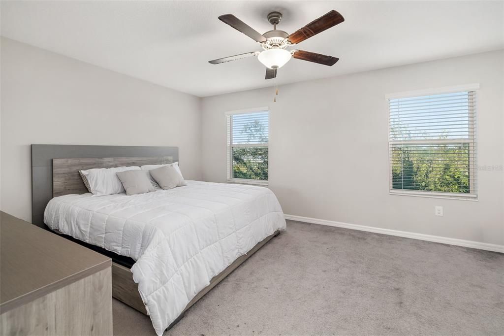 For Rent: $2,195 (3 beds, 2 baths, 1796 Square Feet)