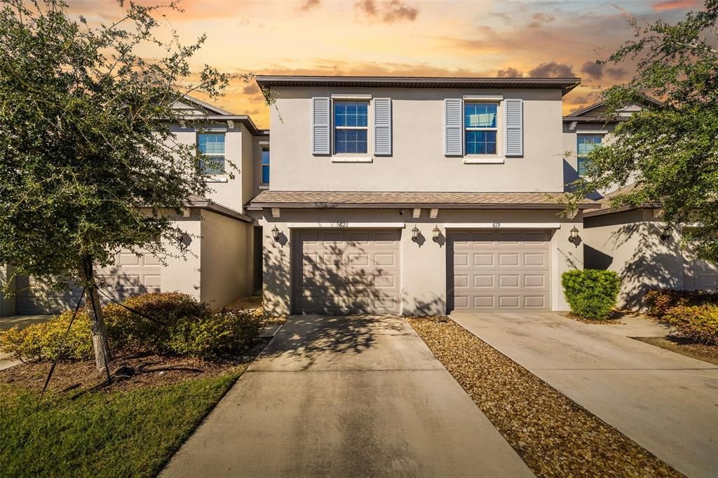 For Rent: $2,195 (3 beds, 2 baths, 1796 Square Feet)