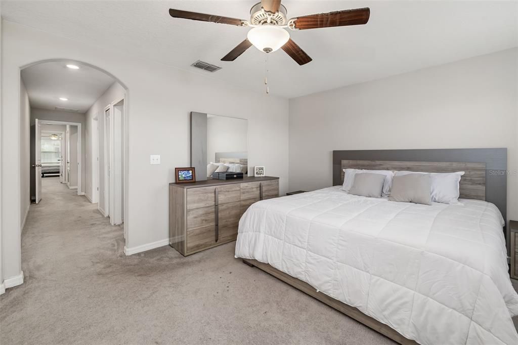 For Rent: $2,195 (3 beds, 2 baths, 1796 Square Feet)