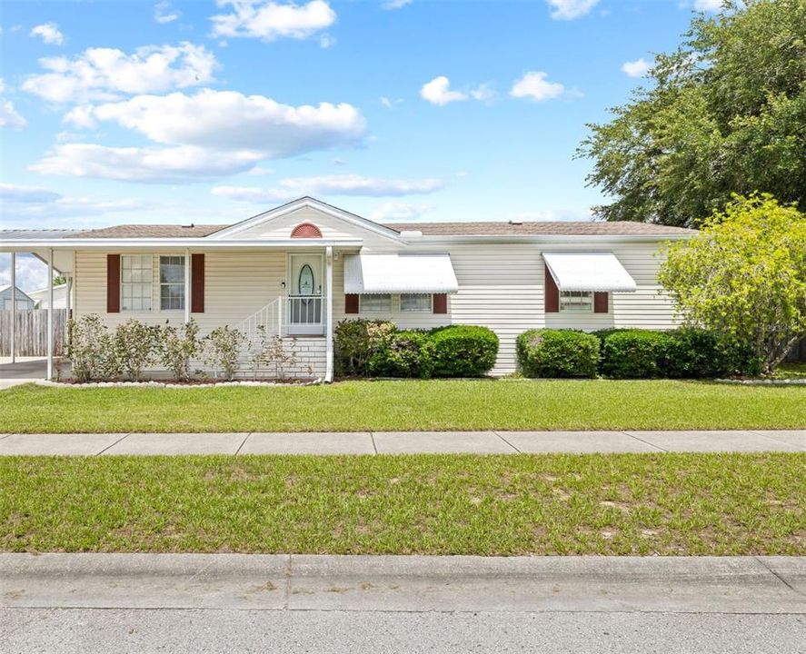 Под контрактом: $225,000 (3 спален, 2 ванн, 1152 Квадратных фут)