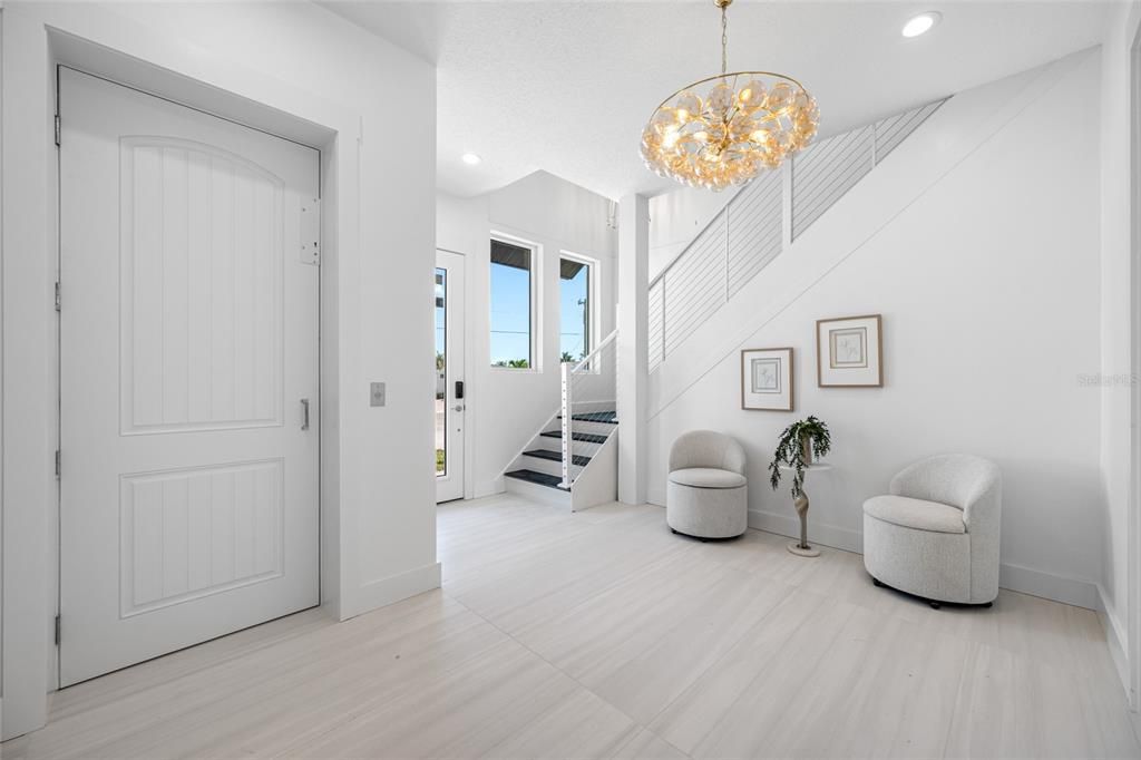 En Venta: $3,699,000 (6 camas, 5 baños, 4848 Pies cuadrados)