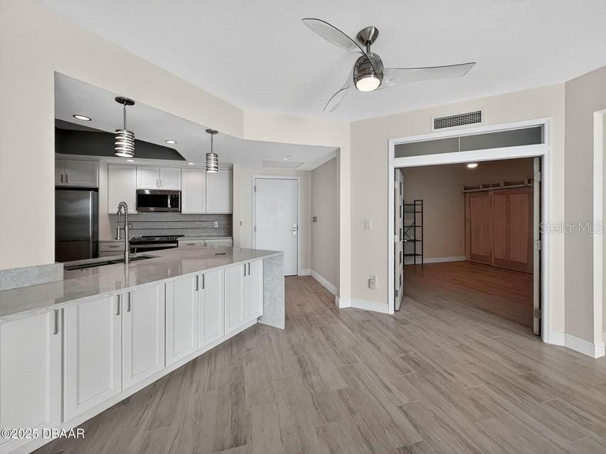 Active With Contract: $349,900 (2 beds, 2 baths, 1843 Square Feet)