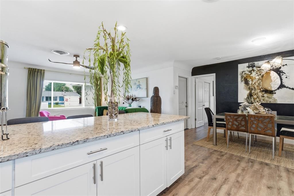 Active With Contract: $385,000 (3 beds, 2 baths, 1396 Square Feet)