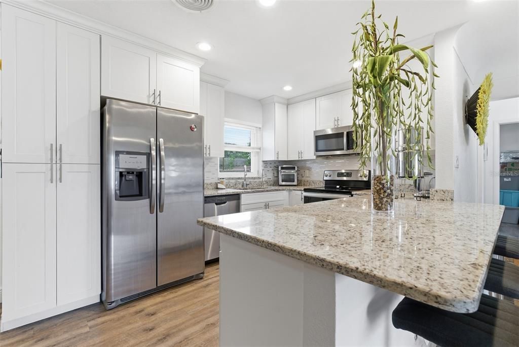 Active With Contract: $385,000 (3 beds, 2 baths, 1396 Square Feet)