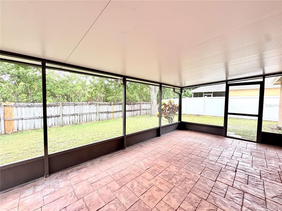 出租: $2,200 (3 贝兹, 2 浴室, 1742 平方英尺)