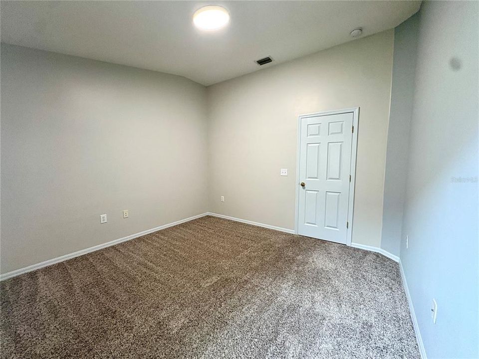 出租: $2,200 (3 贝兹, 2 浴室, 1742 平方英尺)