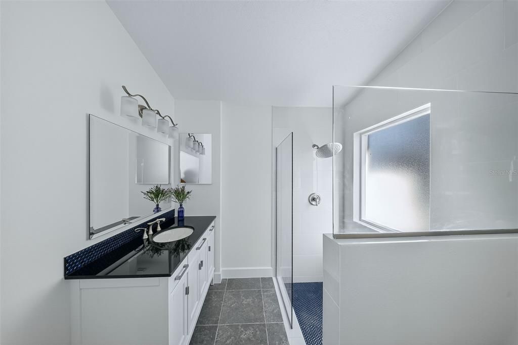 待售: $424,990 (3 贝兹, 2 浴室, 1627 平方英尺)