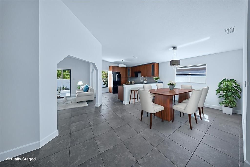 待售: $424,990 (3 贝兹, 2 浴室, 1627 平方英尺)