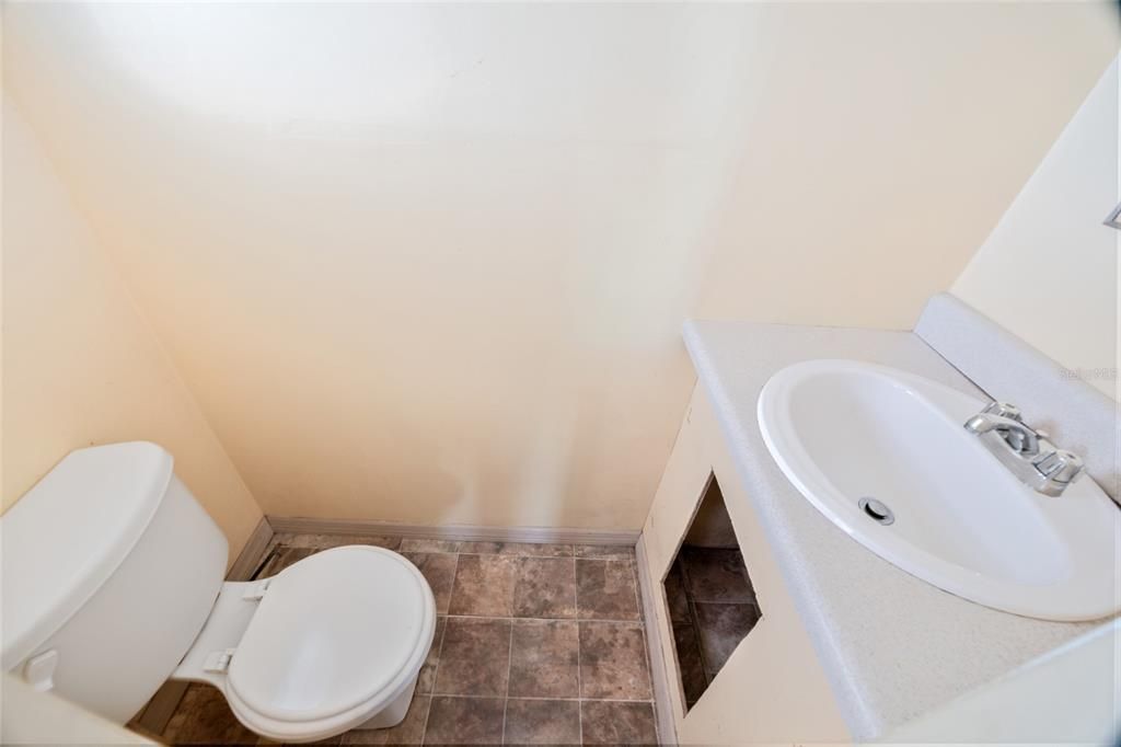 En Venta: $199,900 (2 camas, 1 baños, 924 Pies cuadrados)