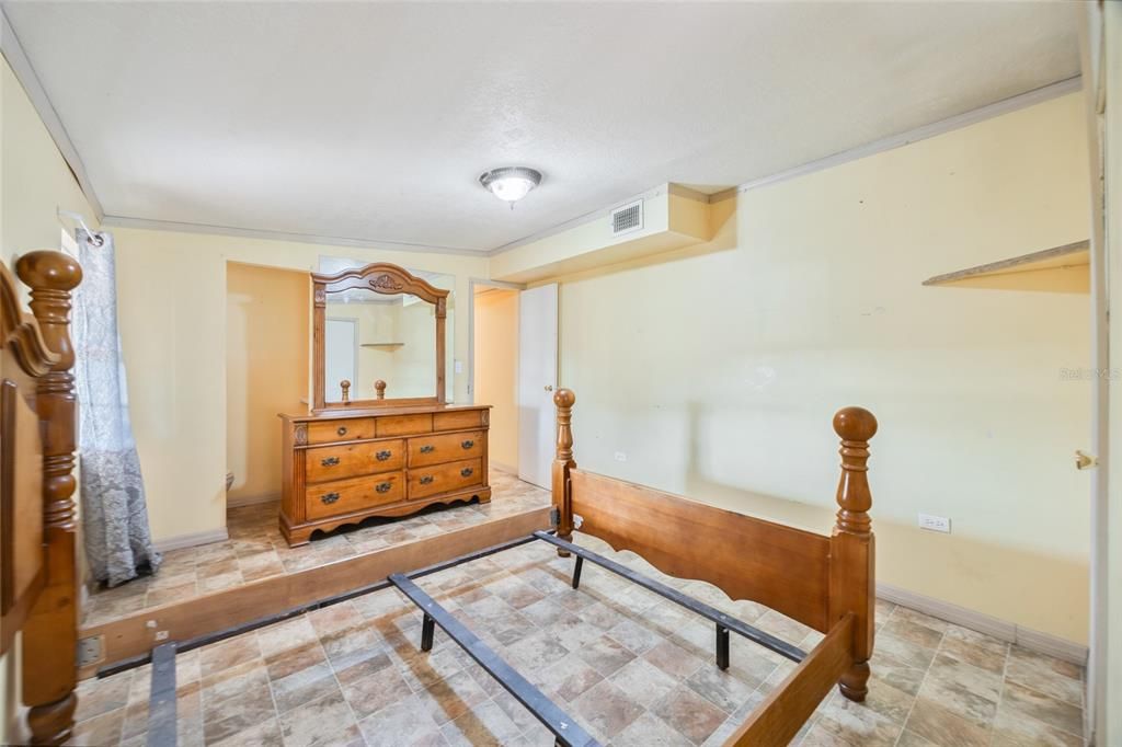 En Venta: $199,900 (2 camas, 1 baños, 924 Pies cuadrados)