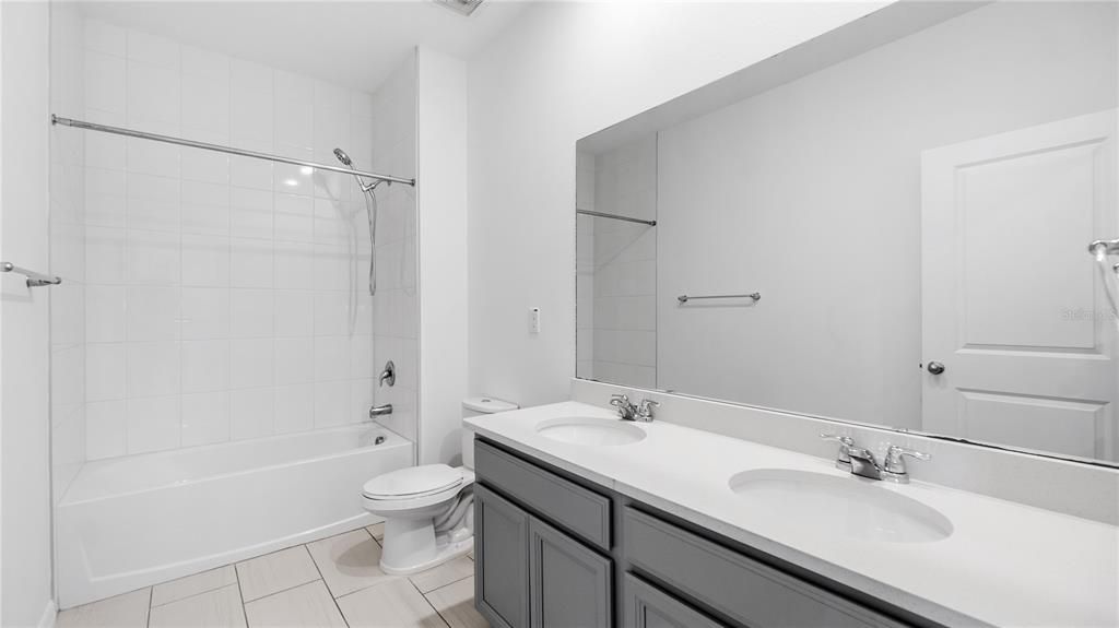 For Sale: $469,000 (5 beds, 4 baths, 3126 Square Feet)