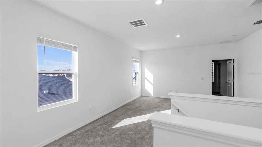 For Sale: $469,000 (5 beds, 4 baths, 3126 Square Feet)