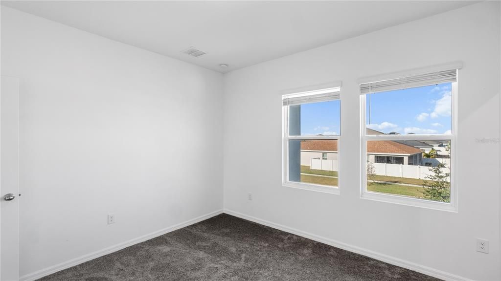 For Sale: $469,000 (5 beds, 4 baths, 3126 Square Feet)