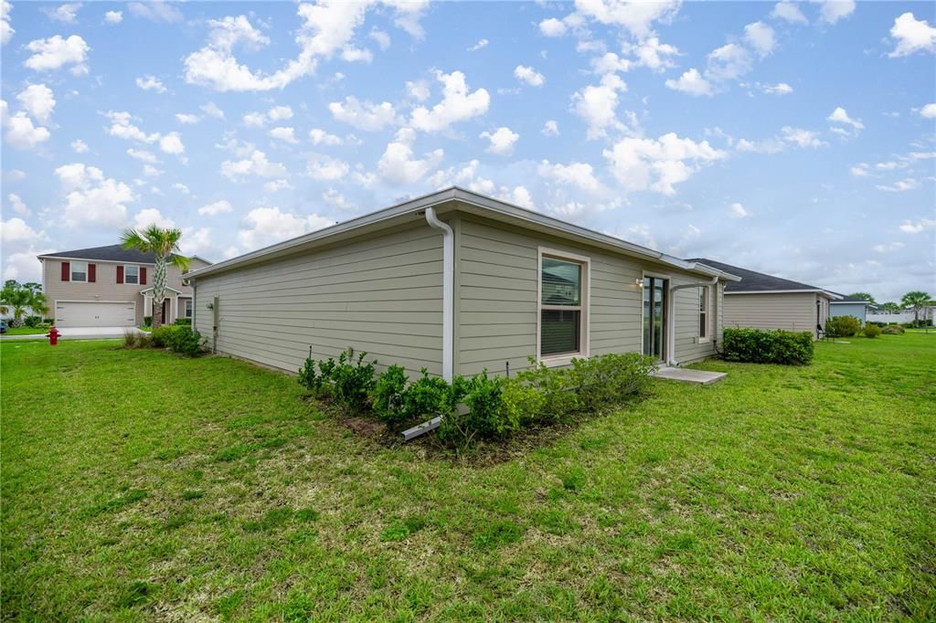 For Sale: $282,000 (3 beds, 2 baths, 1554 Square Feet)