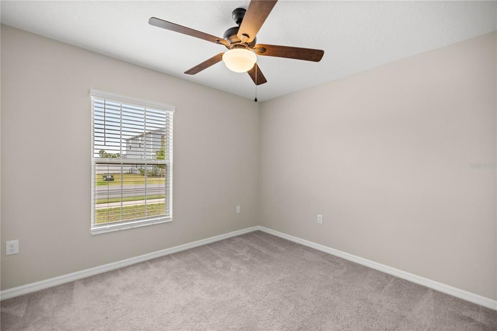 For Sale: $282,000 (3 beds, 2 baths, 1554 Square Feet)