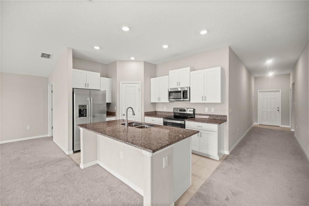 For Sale: $282,000 (3 beds, 2 baths, 1554 Square Feet)