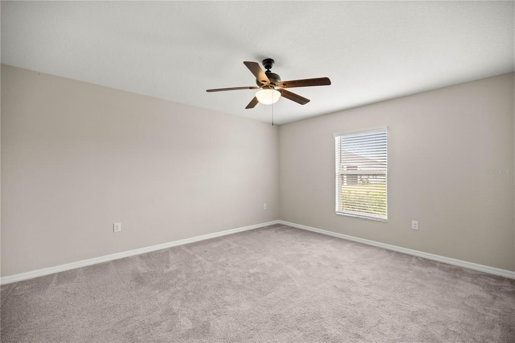 For Sale: $282,000 (3 beds, 2 baths, 1554 Square Feet)