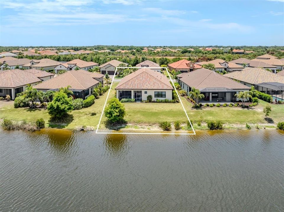 Active With Contract: $550,000 (3 beds, 2 baths, 2427 Square Feet)