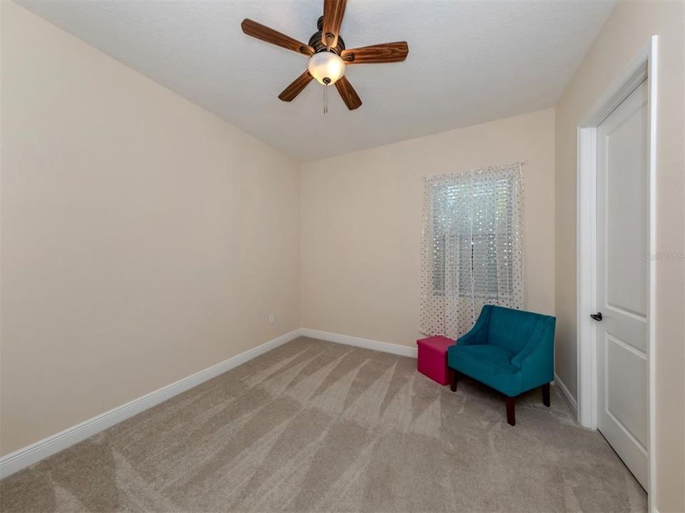 Active With Contract: $550,000 (3 beds, 2 baths, 2427 Square Feet)