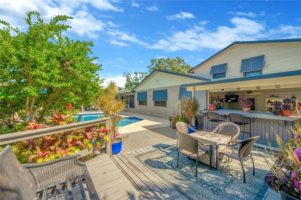 Под контрактом: $525,000 (3 спален, 2 ванн, 2055 Квадратных фут)