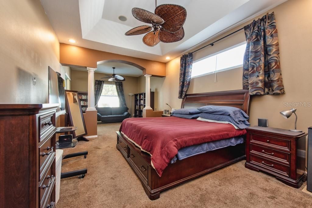 For Sale: $580,000 (4 beds, 3 baths, 2821 Square Feet)