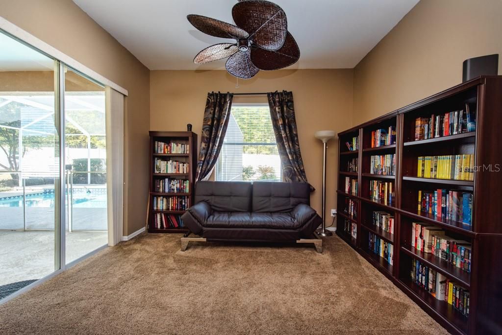 For Sale: $580,000 (4 beds, 3 baths, 2821 Square Feet)