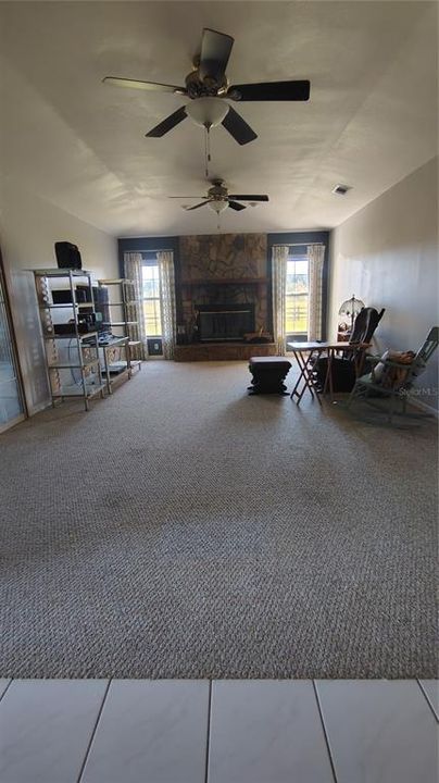 待售: $480,000 (3 贝兹, 2 浴室, 1981 平方英尺)