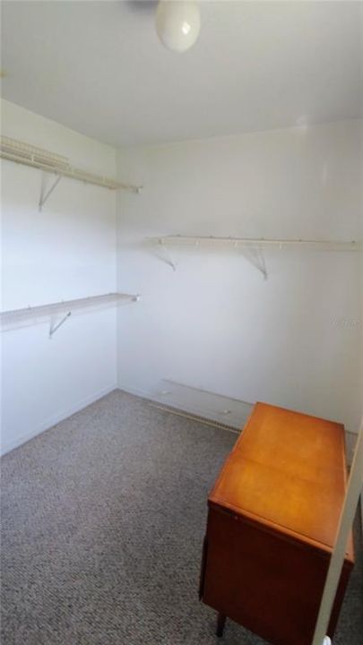 待售: $480,000 (3 贝兹, 2 浴室, 1981 平方英尺)