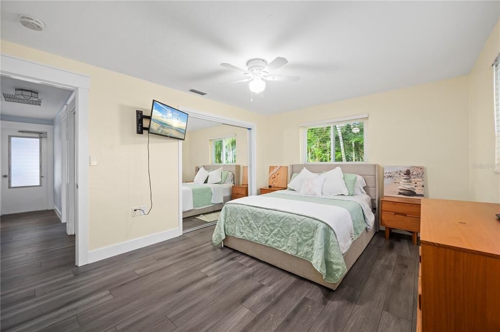 For Sale: $599,000 (3 beds, 2 baths, 1782 Square Feet)