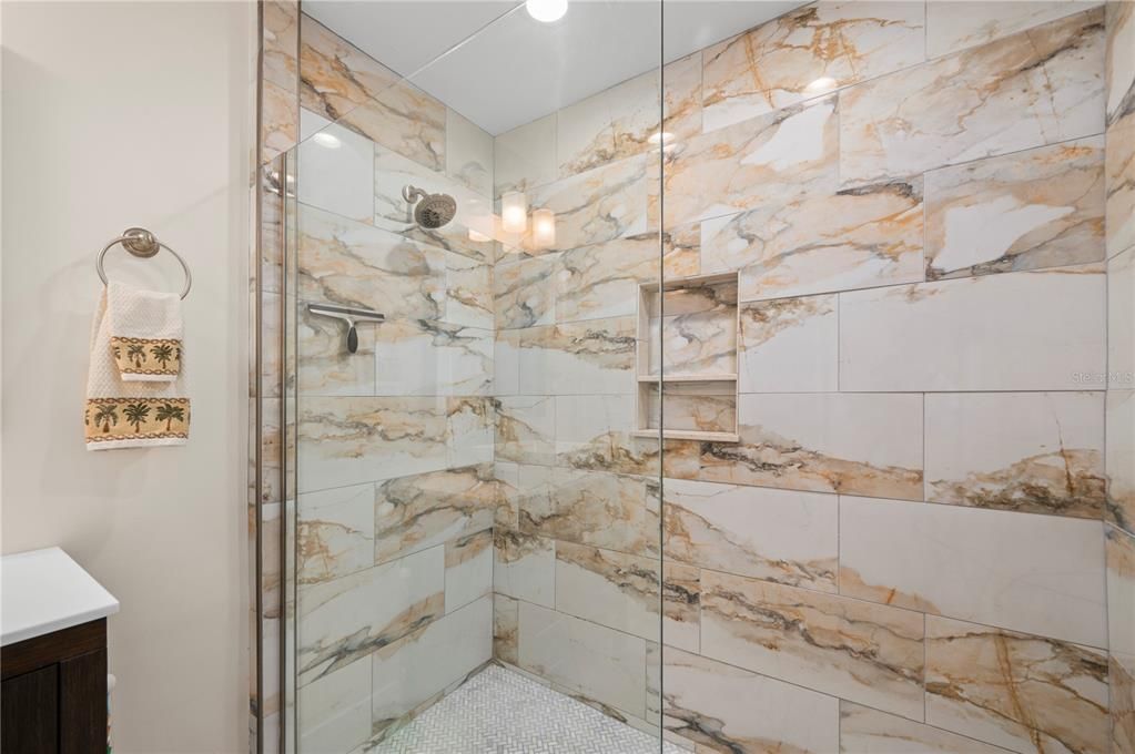 For Sale: $599,000 (3 beds, 2 baths, 1782 Square Feet)