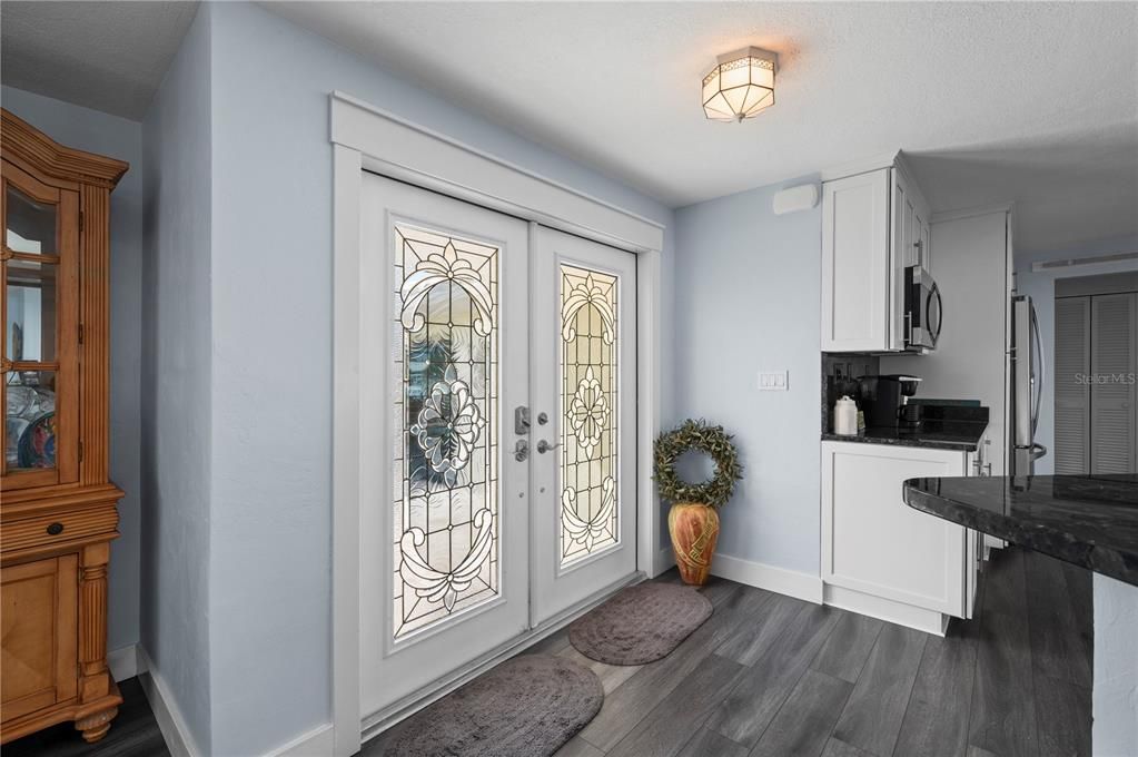 For Sale: $599,000 (3 beds, 2 baths, 1782 Square Feet)