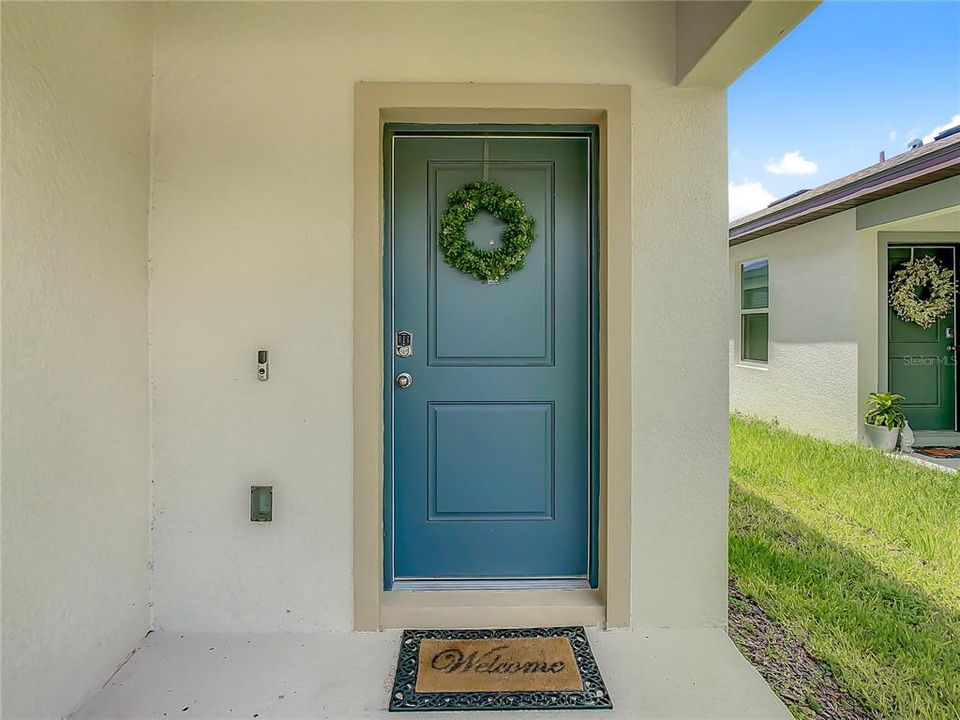 For Rent: $2,845 (5 beds, 3 baths, 2615 Square Feet)