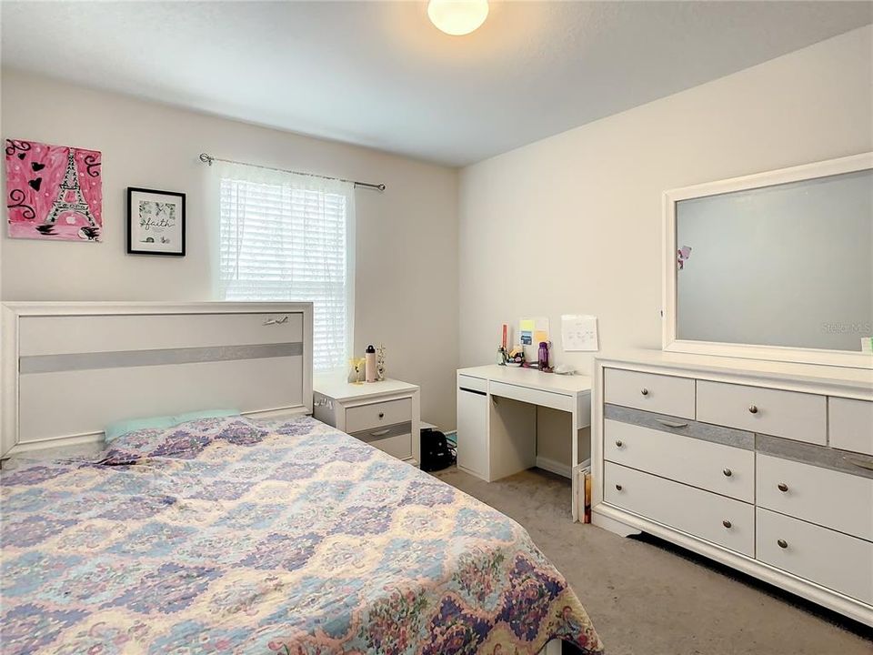 For Rent: $2,845 (5 beds, 3 baths, 2615 Square Feet)