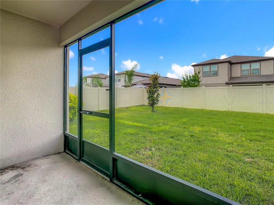 For Rent: $2,845 (5 beds, 3 baths, 2615 Square Feet)