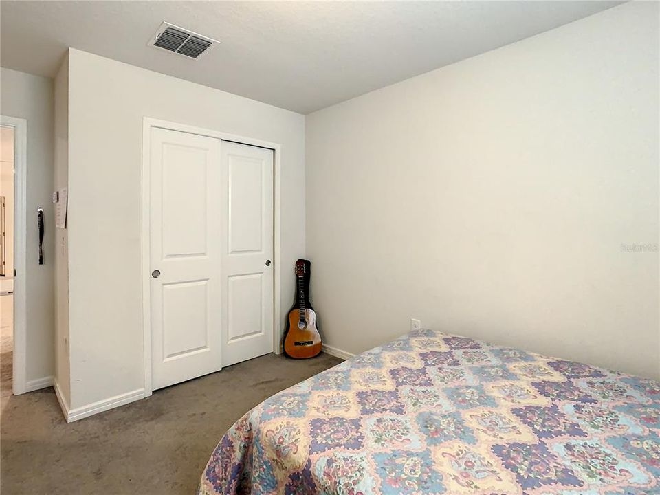 For Rent: $2,845 (5 beds, 3 baths, 2615 Square Feet)