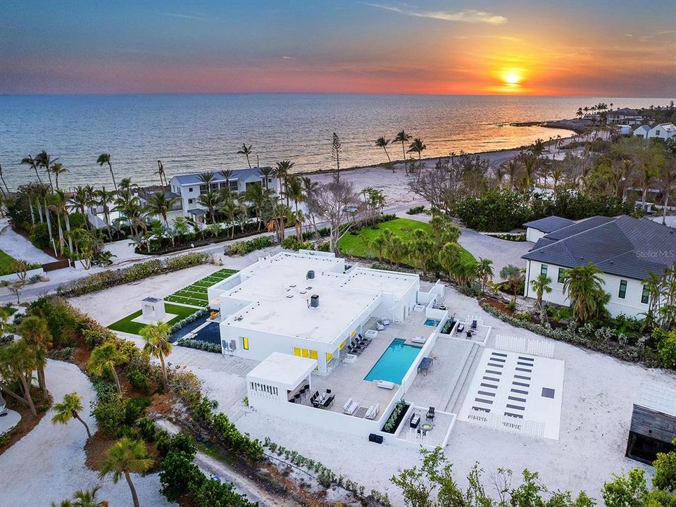 В аренду: $16,500 (4 спален, 3 ванн, 4006 Квадратных фут)