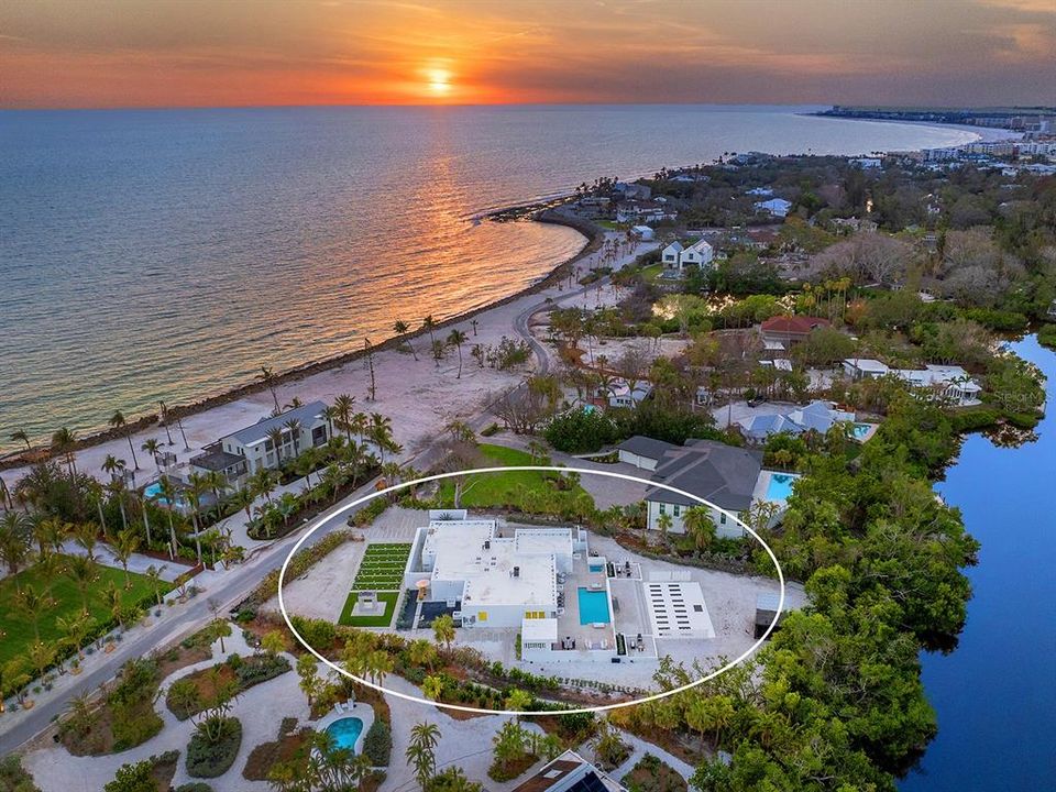 В аренду: $16,500 (4 спален, 3 ванн, 4006 Квадратных фут)