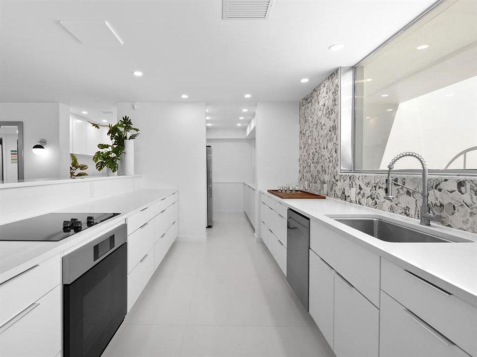 В аренду: $16,500 (4 спален, 3 ванн, 4006 Квадратных фут)