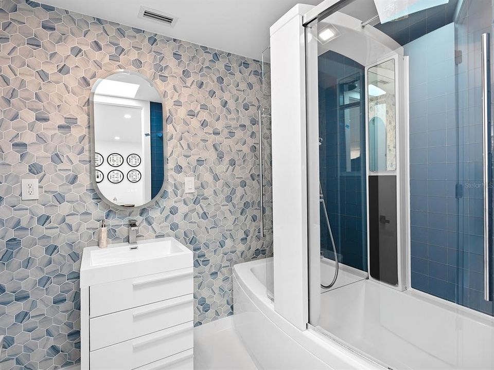 В аренду: $16,500 (4 спален, 3 ванн, 4006 Квадратных фут)