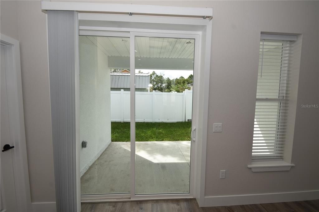 В аренду: $2,000 (3 спален, 2 ванн, 1368 Квадратных фут)