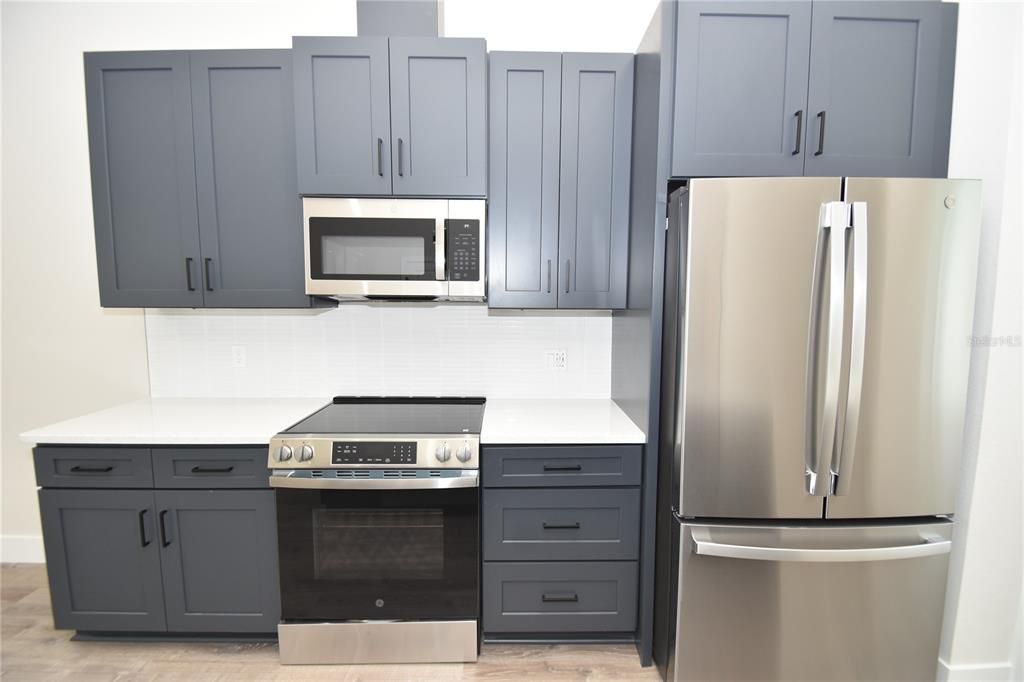 В аренду: $2,000 (3 спален, 2 ванн, 1368 Квадратных фут)