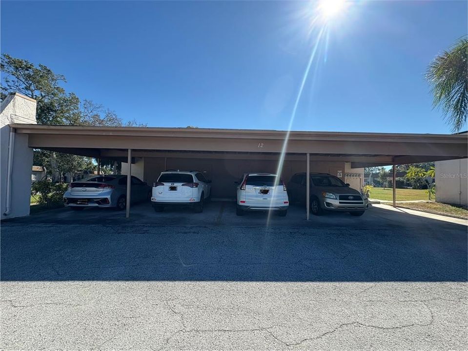 For Rent: $1,800 (2 beds, 1 baths, 812 Square Feet)