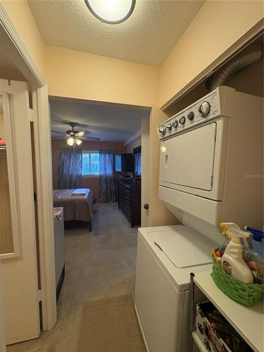 For Rent: $1,800 (2 beds, 1 baths, 812 Square Feet)