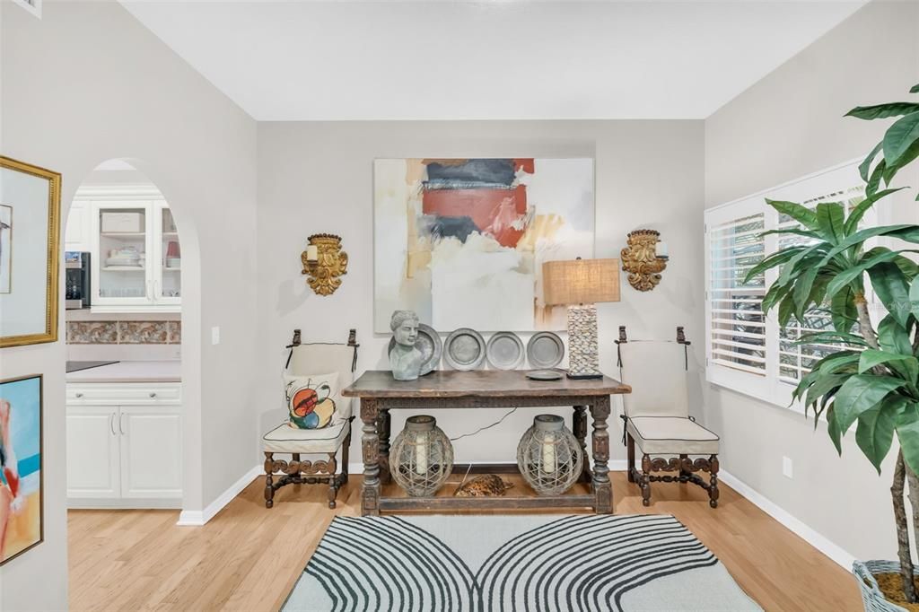 For Sale: $799,000 (3 beds, 2 baths, 1940 Square Feet)