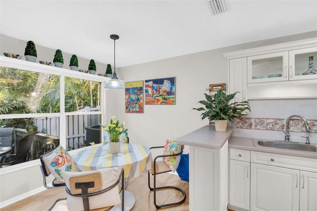 For Sale: $799,000 (3 beds, 2 baths, 1940 Square Feet)