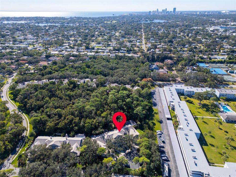 For Sale: $799,000 (3 beds, 2 baths, 1940 Square Feet)