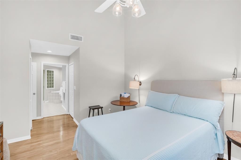 For Sale: $799,000 (3 beds, 2 baths, 1940 Square Feet)